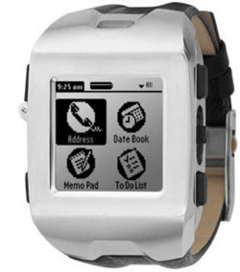 Как появились первые умные часы