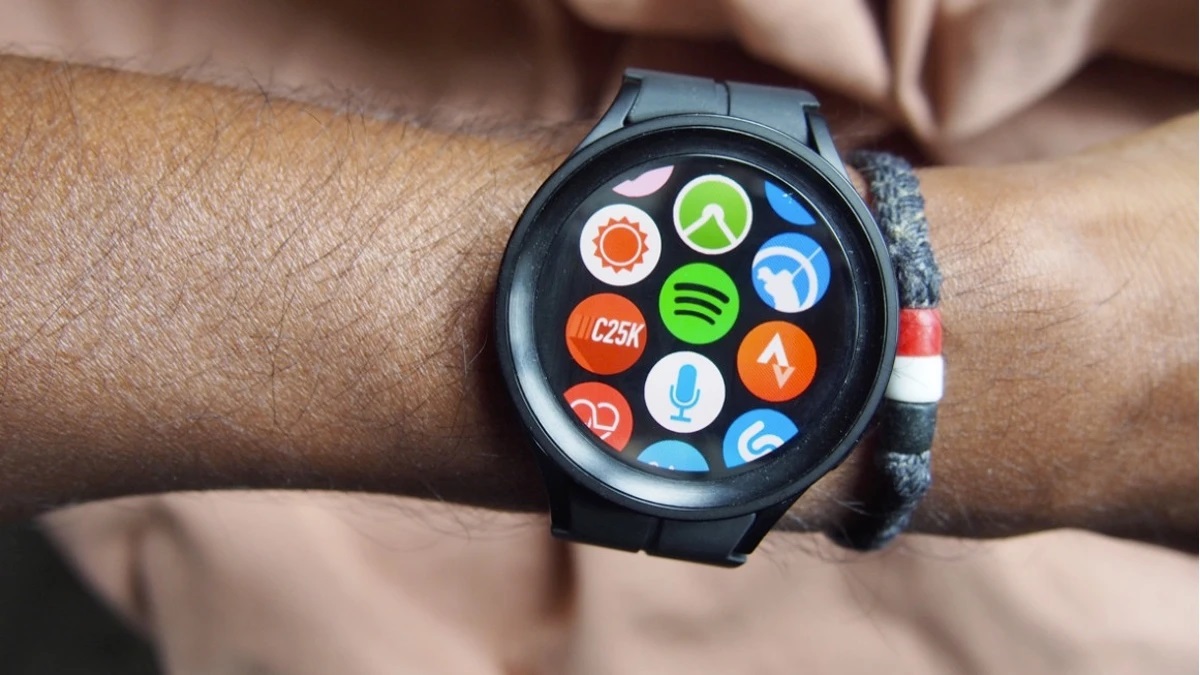 Wear OS 4 упростит переключение между телефонами, а предстоящая серия Galaxy Watch 6 может отстать от конкурентов